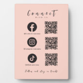 Facebook Instagram Tiktok QRコード赤面ピンク フォトプラーク (正面)