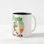 Facts Trump Lies ツートーンマグカップ (正面右)
