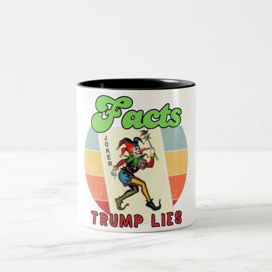 Facts Trump Lies ツートーンマグカップ (中央)