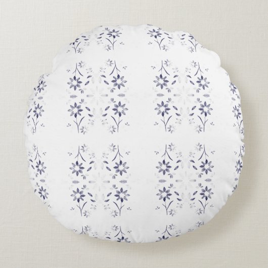 Faded Blue and White Floral Pattern ラウンドクッション (正面)