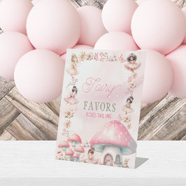Fairy Mushroom House Pink Birthday Favors 台座サイン