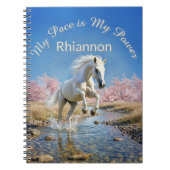 Fairycore White Horse Slow Living Wellness Journal ノートブック (正面)