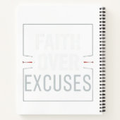 Faith Over Excuses Gym Motivation – Christian Disc ノートブック (裏面)