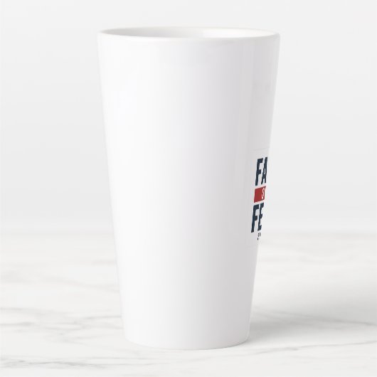 Faith Over Fear – 2 Timothy 1:7 カフェラテマグ (正面)