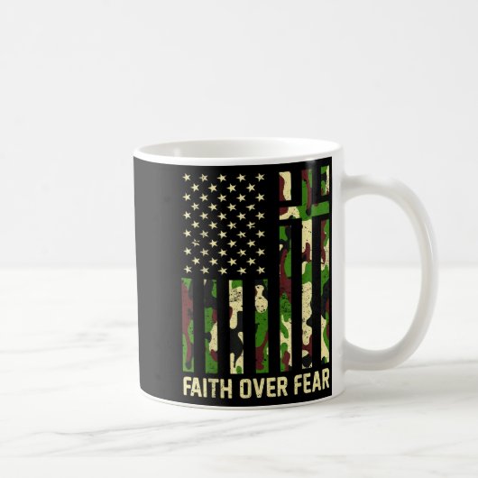 Faith Over Fear Christian Americn Flag Camouflage  コーヒーマグカップ (右)
