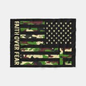 Faith Over Fear Christian Americn Flag Camouflage  フリースブランケット (正面(横))