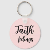 Faith Over Feelings Pink Christian women gift キーホルダー (正面)