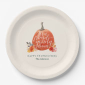 Fall Floral Orange Pumpkin Friendsgiving Dinner ペーパープレート (正面)