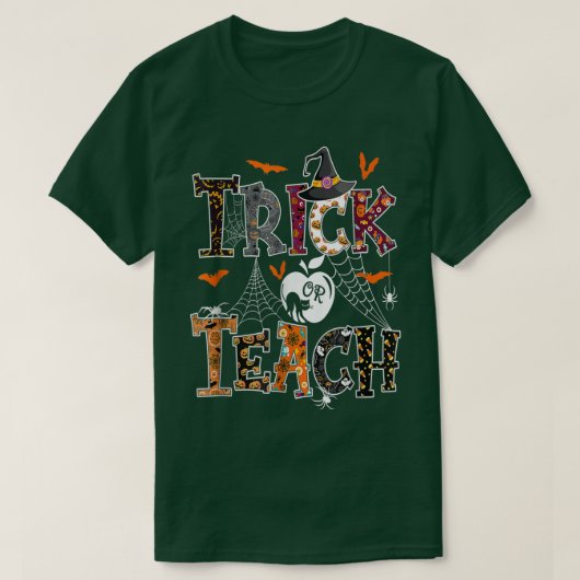 Fall Holiday Themed Thanksgiving Halloween Teacher Tシャツ (デザイン正面)
