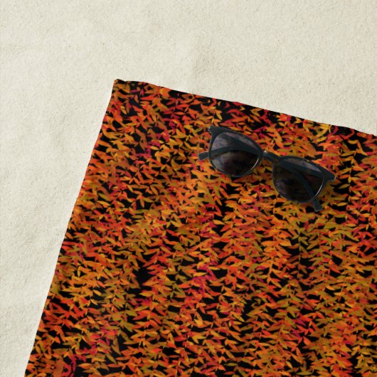 Fall Season Changing Colors Foliage Leaves Art  ビーチタオル (インサイチュ)