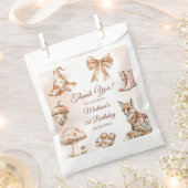 Fall Toile De Jouy Woodland Theme Birthday Party フェイバーバッグ (クリップ留めされた状態)