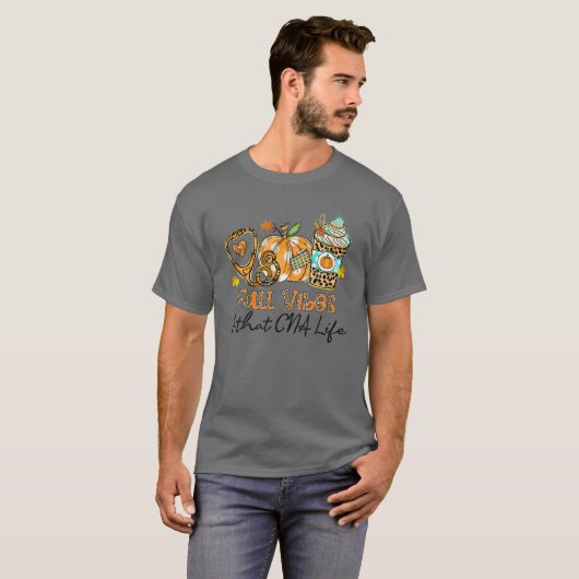 Fall Vibes Tシャツ (正面フル)