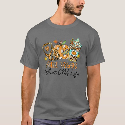 Fall Vibes Tシャツ (正面)