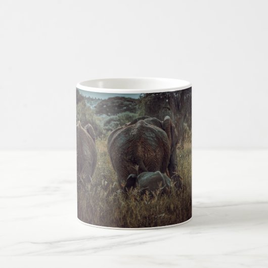 Familie olifant met kalf コーヒーマグカップ (中央)