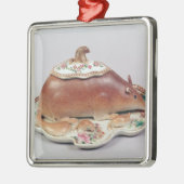 Famille模倣されるばら色ソース深皿およびカバー メタルオーナメント (左)