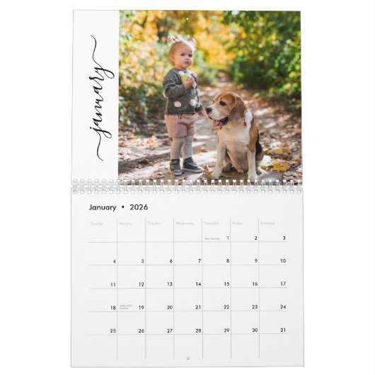Family and Pets 12 Month Script Calendar カレンダー (1月 2026)