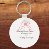 Family comes first red bow family name holidays キーホルダー (裏面)