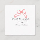 Family comes first red bow family name holidays スクエア名刺 (正面)