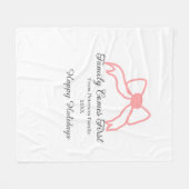 Family comes first red bow family name holidays フリースブランケット (正面(横))