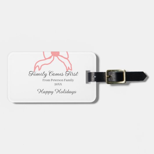 Family comes first red bow family name holidays ラゲッジタグ (正面横)