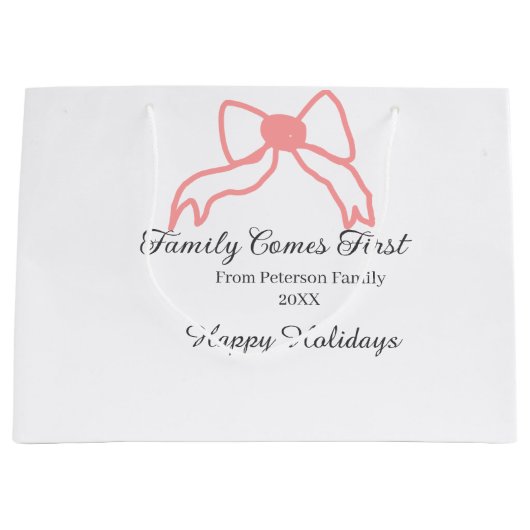 Family comes first red bow family name holidays ラージペーパーバッグ (正面)