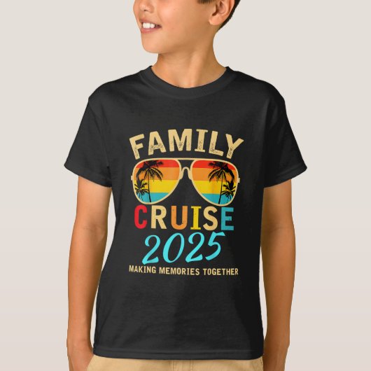 Family Cruise 2025 Beach Matching Summer Vacation  Tシャツ (正面)