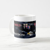 family, firearms, freedom and felines mug コーヒーマグカップ (正面左)