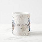Family in the Snow Mug – Cozy Christmas Gift for L コーヒーマグカップ (中央)