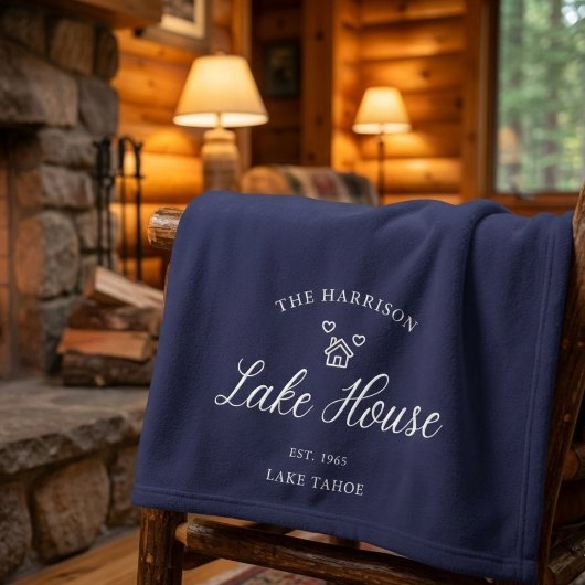 Family Lake House Coastal Custom Decor フリースブランケット