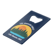 Family Lake House Cute Customized Sunset クレジットカード栓抜き (裏面アングル)