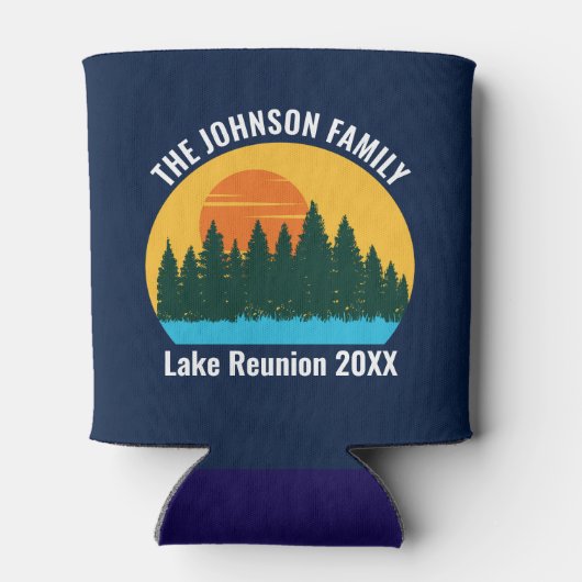 Family Lake Reunion Cute Customized Sunset 缶クーラー (裏面)