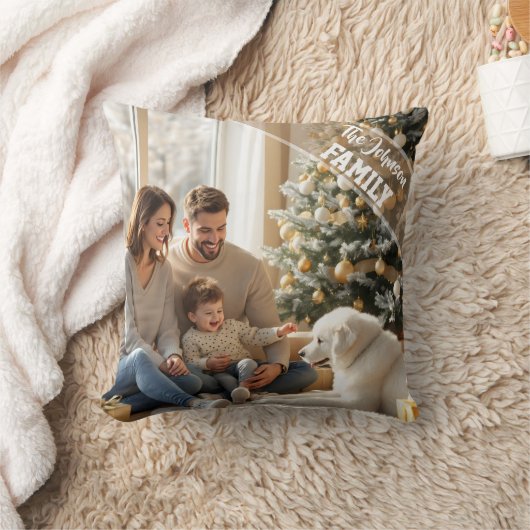 Family modern script Text Overlay with Two Photos クッション (ブランケット)