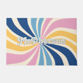 Family Name Colorful 70s Retro Sunburst ドアマット (正面)