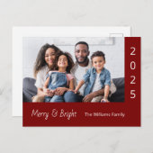 Family Photo Merry and Bright Modern Christmas Red シーズンポストカード (正面/裏面)