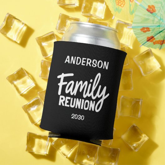 Family Reunion Fun Script Personalized Name 缶クーラー (インサイチュ 夏)