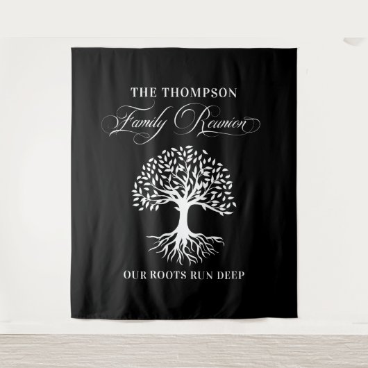 Family reunion tree backdrop banner black タペストリー (正面)
