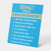 Family Reunion Trivia! Fun Custom  台座サイン (正面)