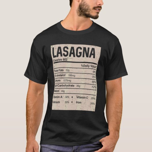 Family Thanksgiving  Lasagna Nutrition Facts Tシャツ (正面)