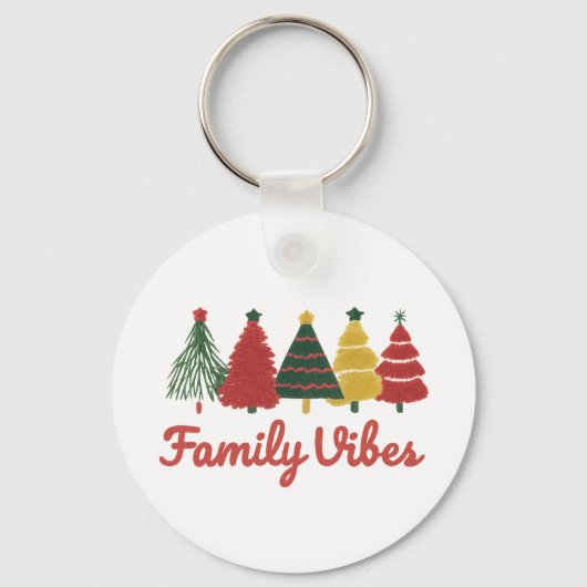 Family Vibes – Cozy Christmas Tree Design キーホルダー (正面)