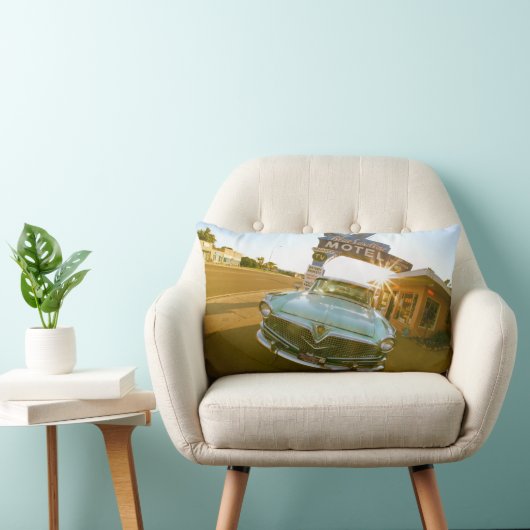 Famous Blue Swallow Motel on Route 66 ランバークッション (椅子)