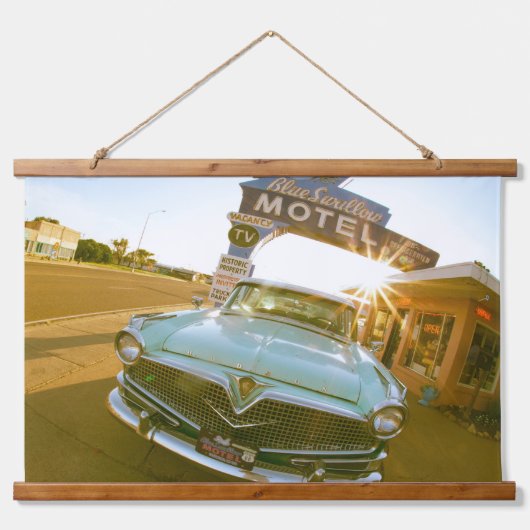 Famous Blue Swallow Motel on Route 66 吊り下げ型タペストリー (正面)