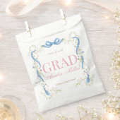 Fancy Florals Graduation フェイバーバッグ (クリップ留めされた状態)