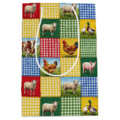 Farm Animals and Gingham Patchwork Quilt ミディアムペーパーバッグ (正面)