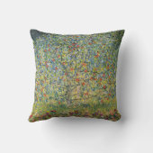 Farmergarden SunflowerとApple Tree byクリムト クッション (裏面)