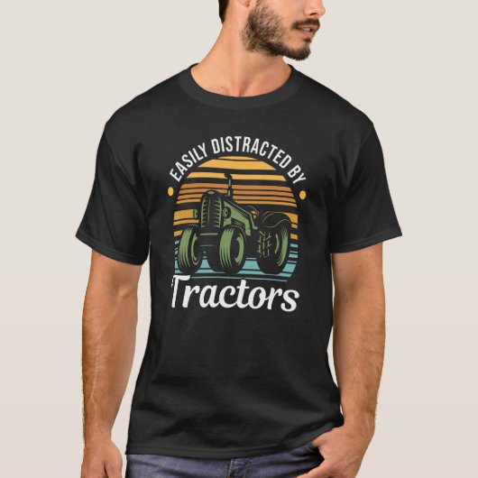 Farming Quote Tractor Easily Distracted by Tractor Tシャツ (正面)