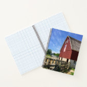 Farms | Red Barn With American Flag ノートブック (内部)