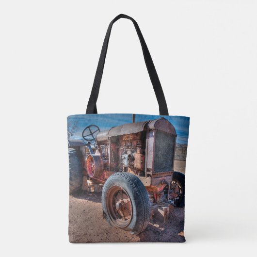 Farms | Rusty Antique Tractor トートバッグ (裏面)