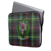 Farquharson Scottish Clan Tartan & Crest ラップトップスリーブ (正面左)