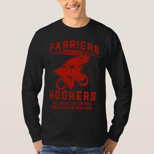 Farrier Hoof Trimming Equine Horse Shoeing Hooves Tシャツ (正面)