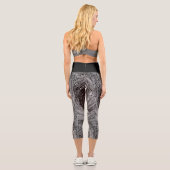 Fascinating Retro Black & White Vortex  カプリレギンス (裏面)